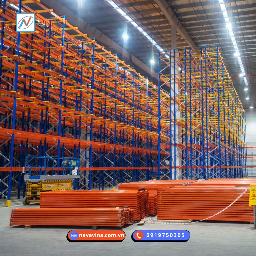 Kệ kho hàng Navavina – giải pháp lưu trữ công nghiệp tối ưu diện tích kho. Tư vấn miễn phí, báo giá trong 24 giờ. Sản xuất chuẩn ISO 9001:2015.